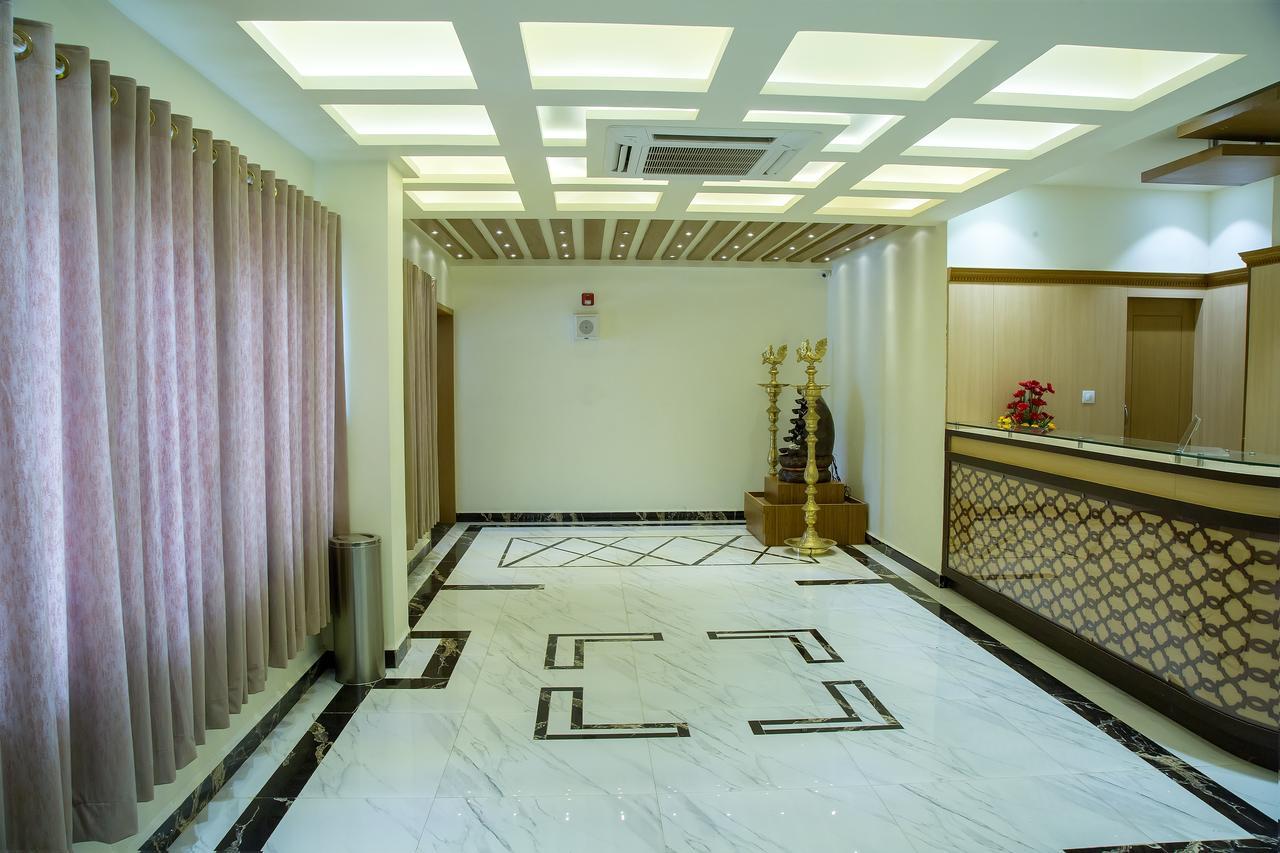 Hotel The Grand White Palace Mayiladuthurai Exterior foto